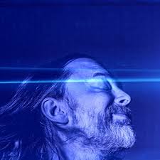 Ο Thom Yorke αποκαλύπτει ότι η περιοδεία επανένωσης των Radiohead του προκαλεσε μείωση αυτοπεποίθησης